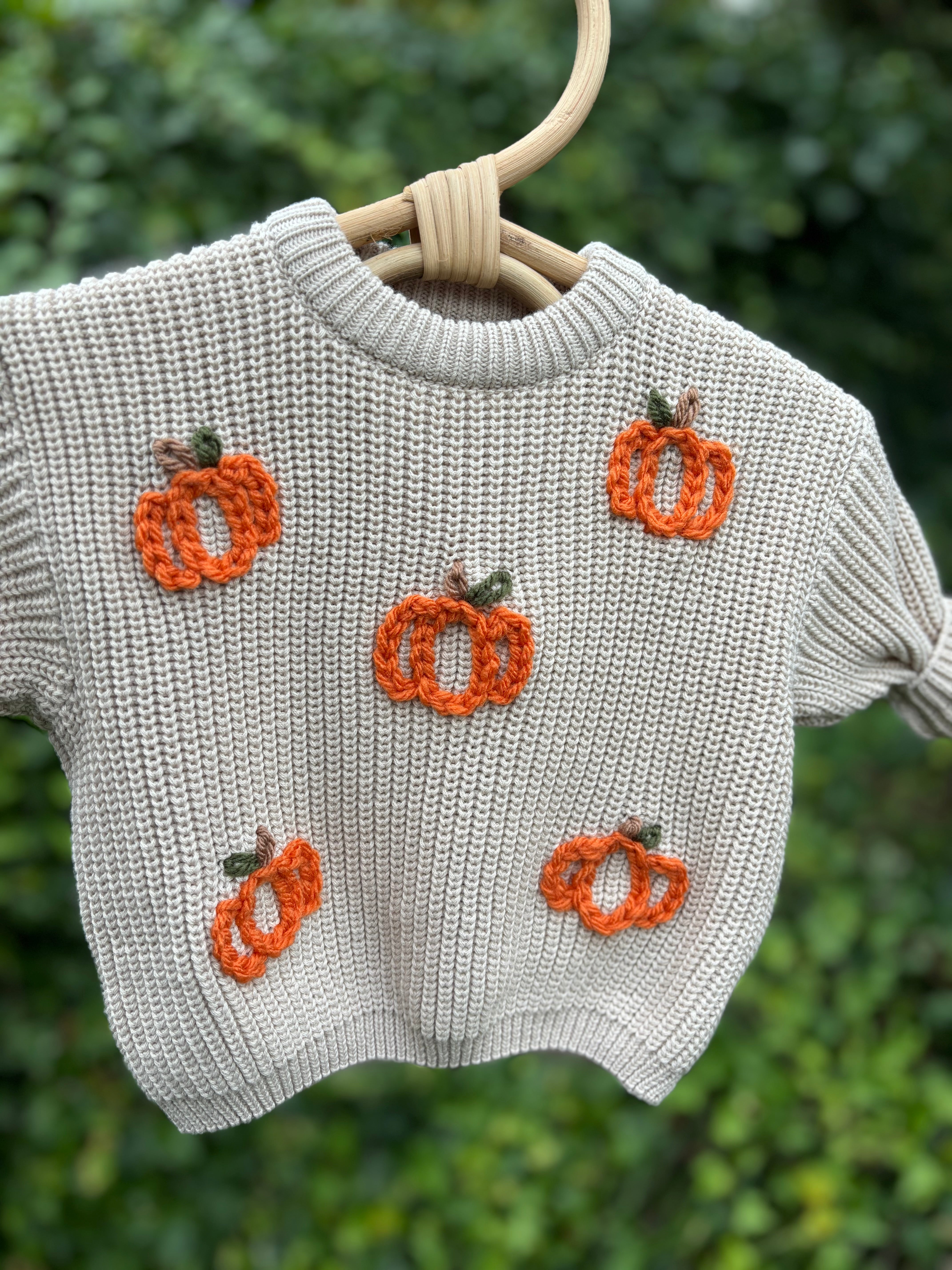 Pumpkin sweater (0-3 months)